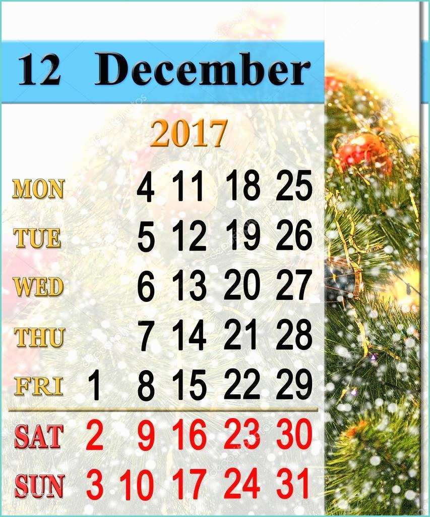 Arbre De Noel 2017 Calendrier Décembre 2017 Avec Arbre De Noël — Graphie