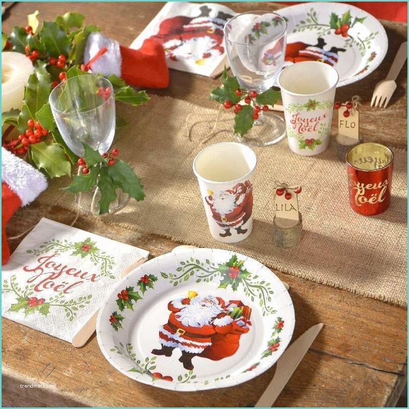 Assiette Jetable Noel assiettes En Carton Jetables Père Noël Pour Réveillon