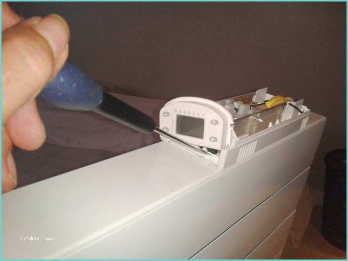 Boitier thermostat Radiateur Electrique thermostat électronique Sur Le Radiateur Pietra Castorama
