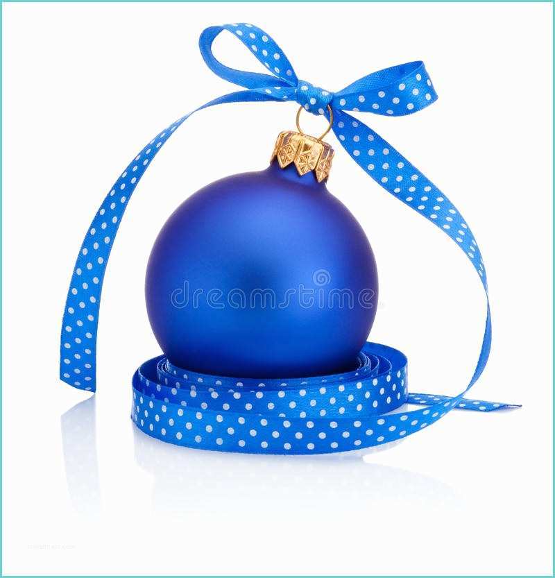 Boule De Noel Bleue Boule Bleue De Noël Avec L Arc De Ruban D isolement Sur Le