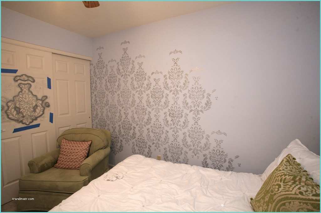 Camera Da Letto Stencil Damask Stencil Wall for Daughters Bedroom How to Nest