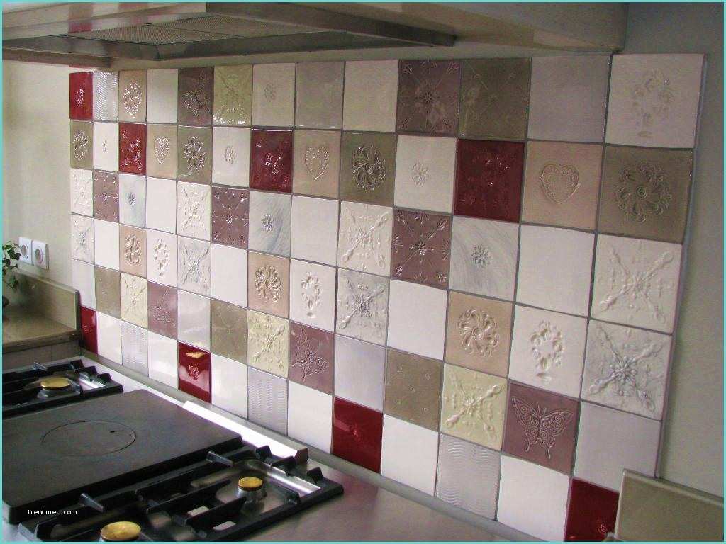 carrelage mural cuisine carreaux et faience artisanaux pour cuisine modele faience cuisine provencale modele de faience pour cuisine