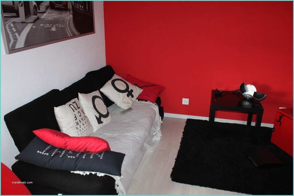 Chambre A Coucher Rouge Davaus = Chambre Coucher Rouge Et Noir Avec Des