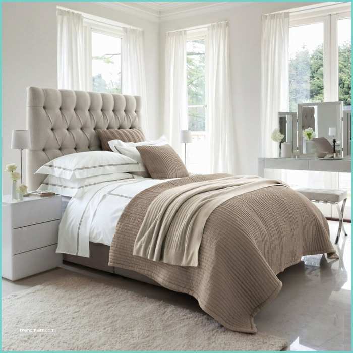 Chambre Couleur Taupe Chambre Taupe Et Blanche Awesome Chambre Taupe Mur Et
