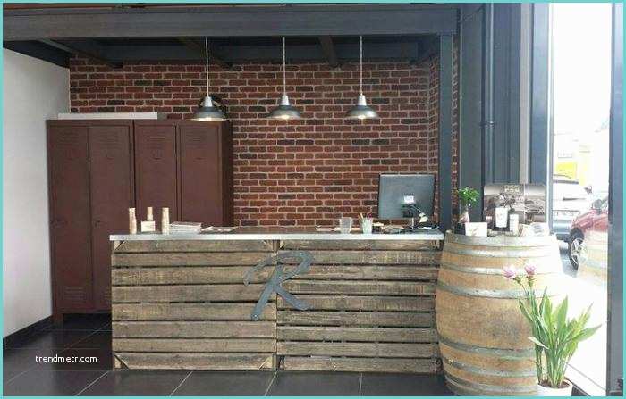 Construire Un Bar Avec Des Palettes Le Ptoir En Bois Recyclé Est Une Jolie Tendance à
