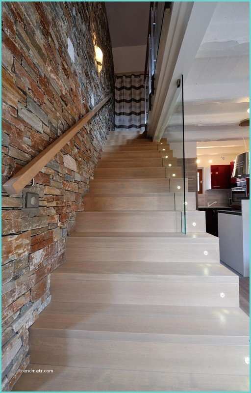 Deco Montee Escalier Escalier Design Linea Avec Marches Et Contremarches Bois