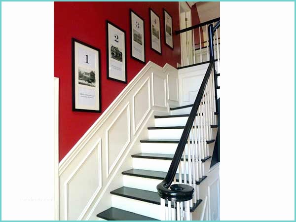Deco Mur Escalier Cage D Escalier Avec Une Peinture Rouge Sur Les Murs