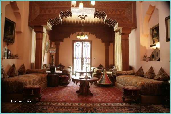 Decor Platre Salon Marocain Décoration Salons Marocains Et Plafond Plâtre Pour Maison