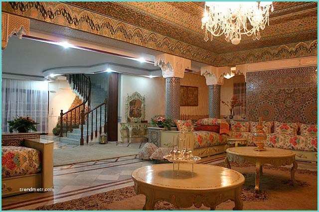 Decor Platre Salon Marocain Salon Moderne 2016 Pour Villa Plafond Platre