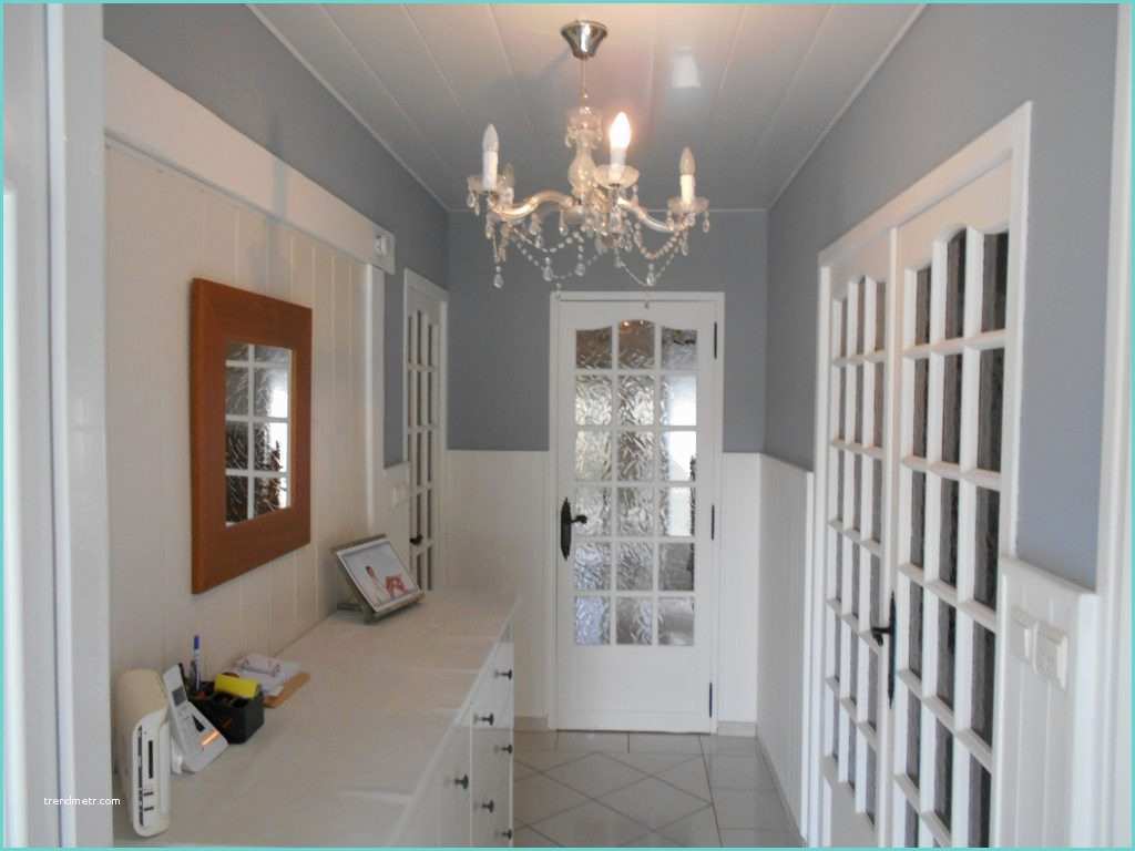 Decoration Couloir Gris Et Blanc Deco Peinture Couloir Etroit Avec Idee Et Beau