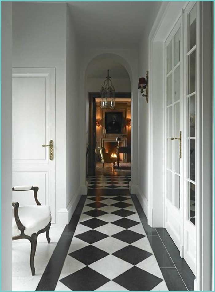 Decoration Couloir Gris Et Blanc Le Carrelage Damier Noir Et Blanc En 78 Photos Archzine