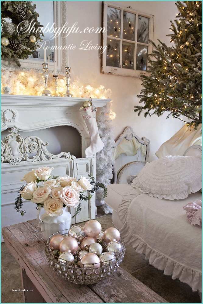 Decoration Table Noel Chic Christmas 2013 at Shabbyfufu Simple Shabby Chic and