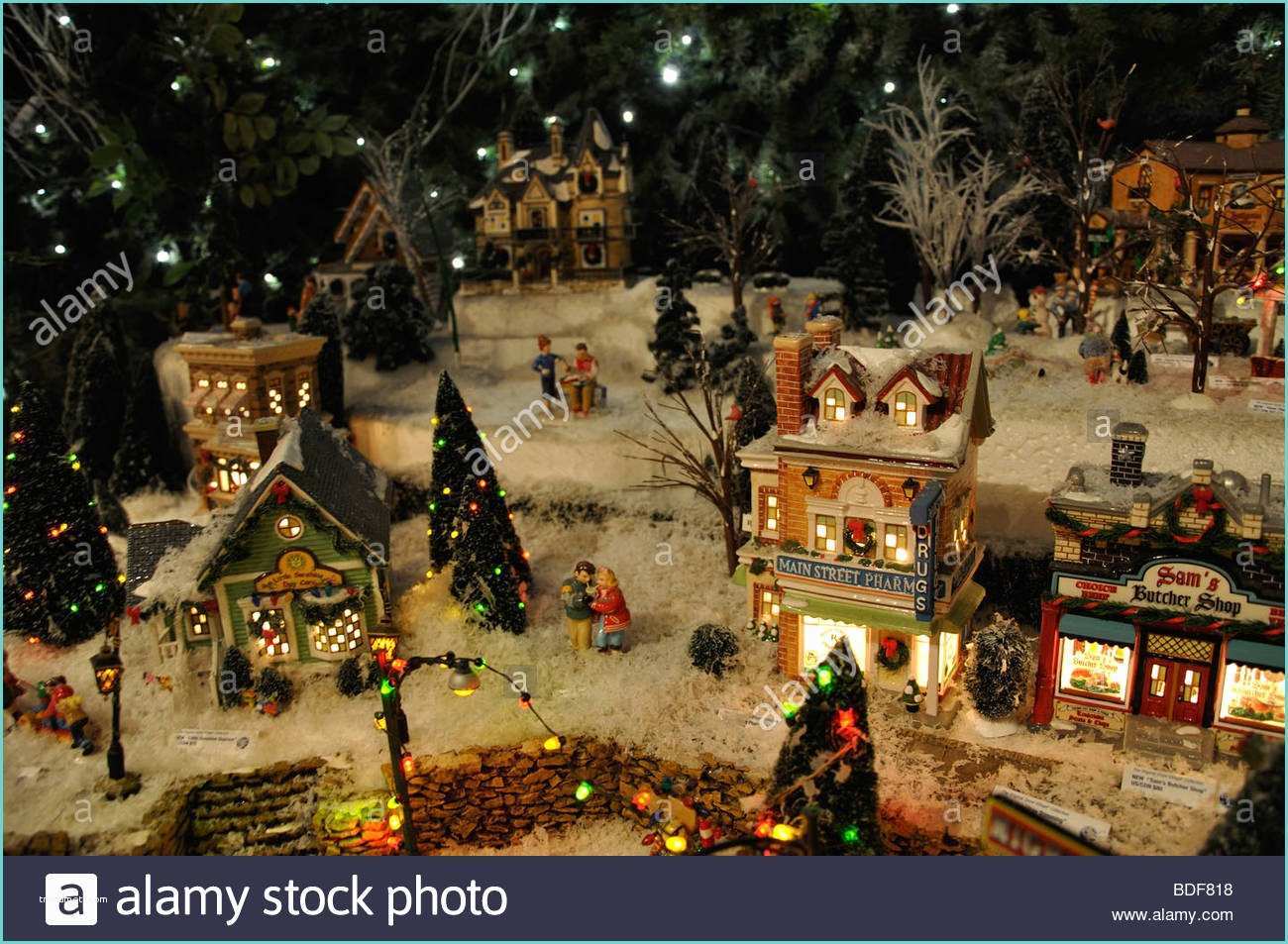 Decoration Village Noel Miniature Miniature Christmas Village toy Houses Decorations Stock