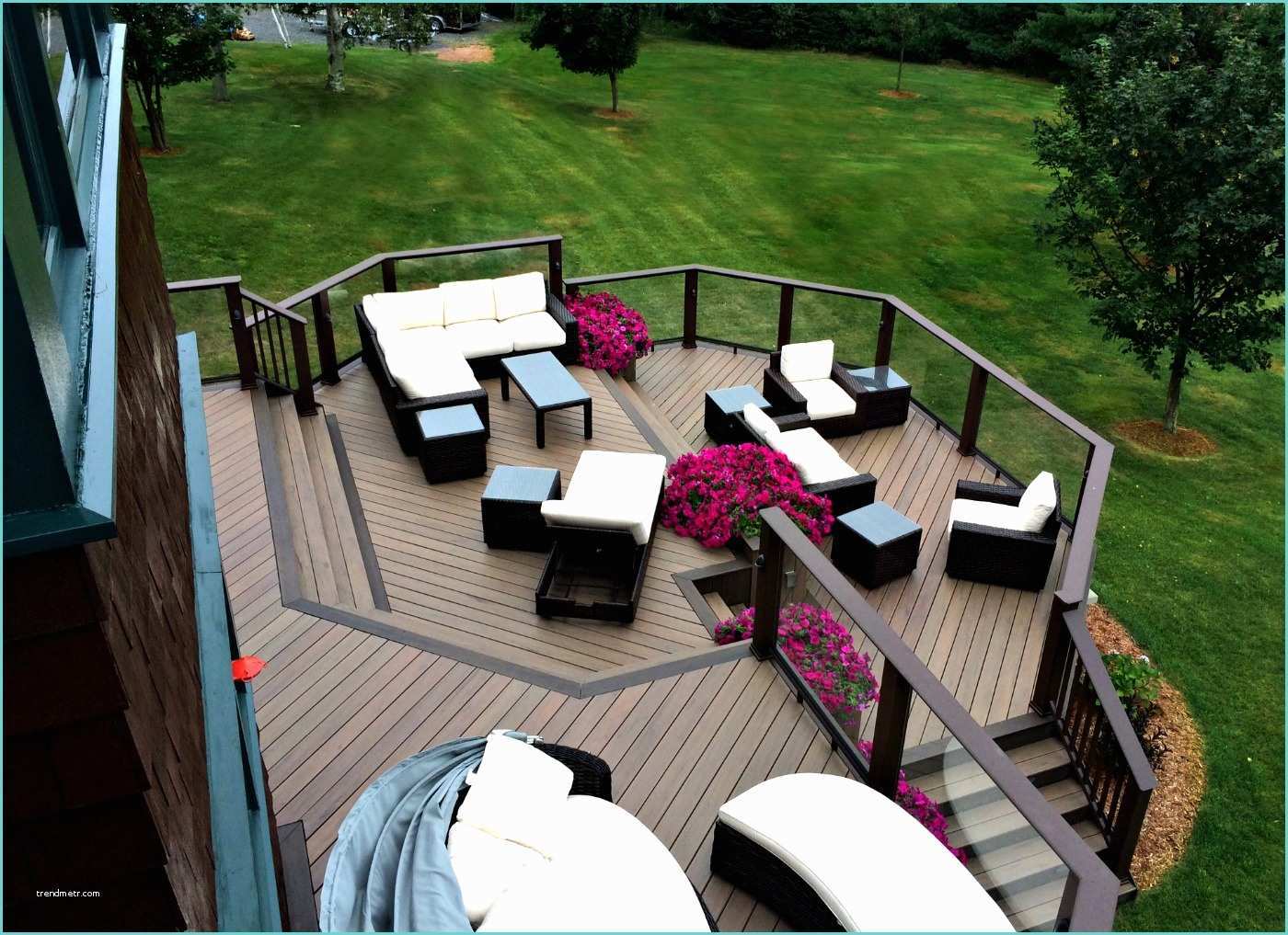 Difference Between Deck and Porch What is the Difference Between Posite and Pvc Decking