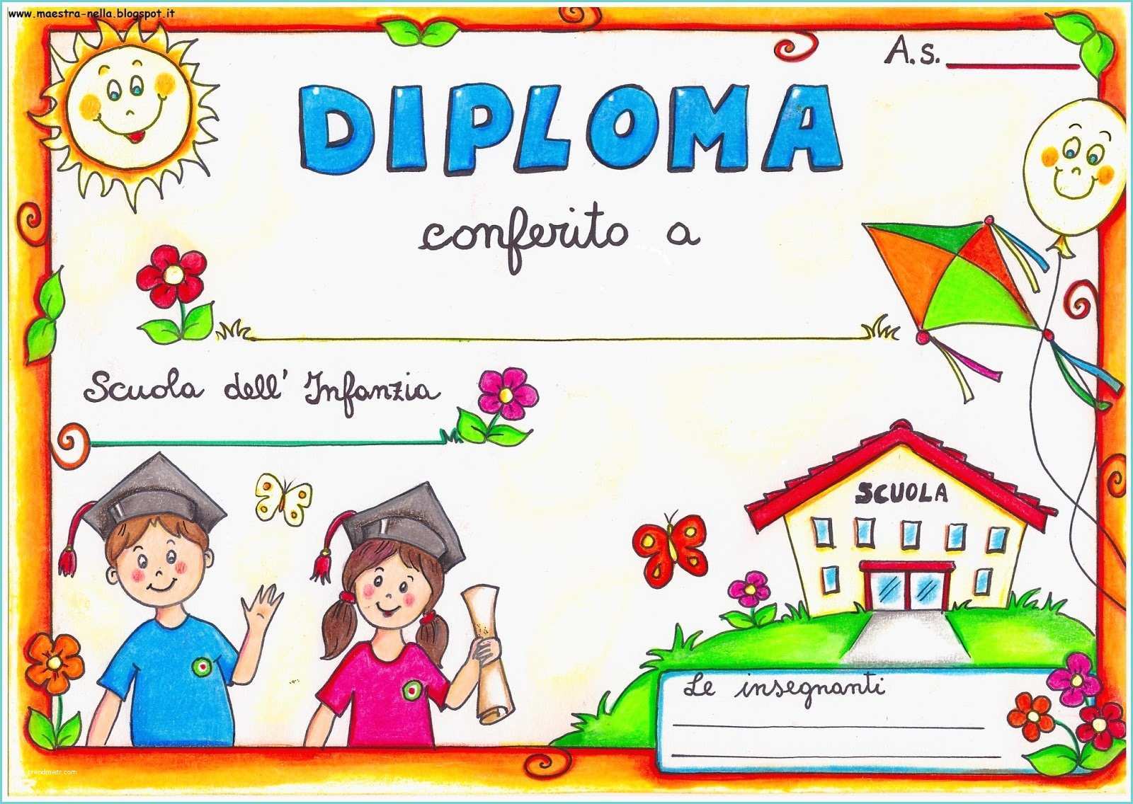 Diploma Maestra Nella Fine Scuola Ci Risiamo E Affrontare Feste E Saggi
