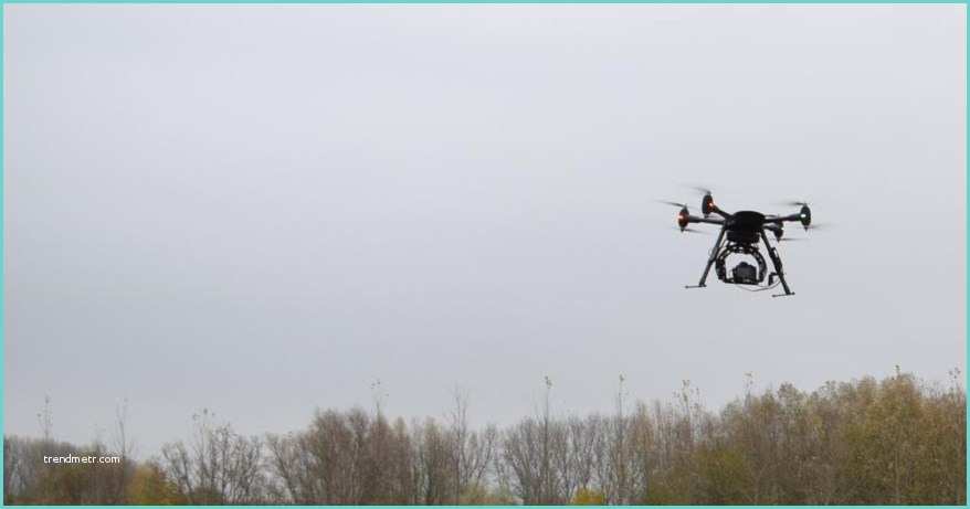 Drone Avec Camra Embarque Citv Embarque Sa Caméra Dans Les Airs Avec son Drone