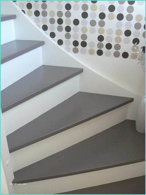 Escalier Repeint En Blanc Peindre Escalier Bois En Blanc Simple Deco Escaliers