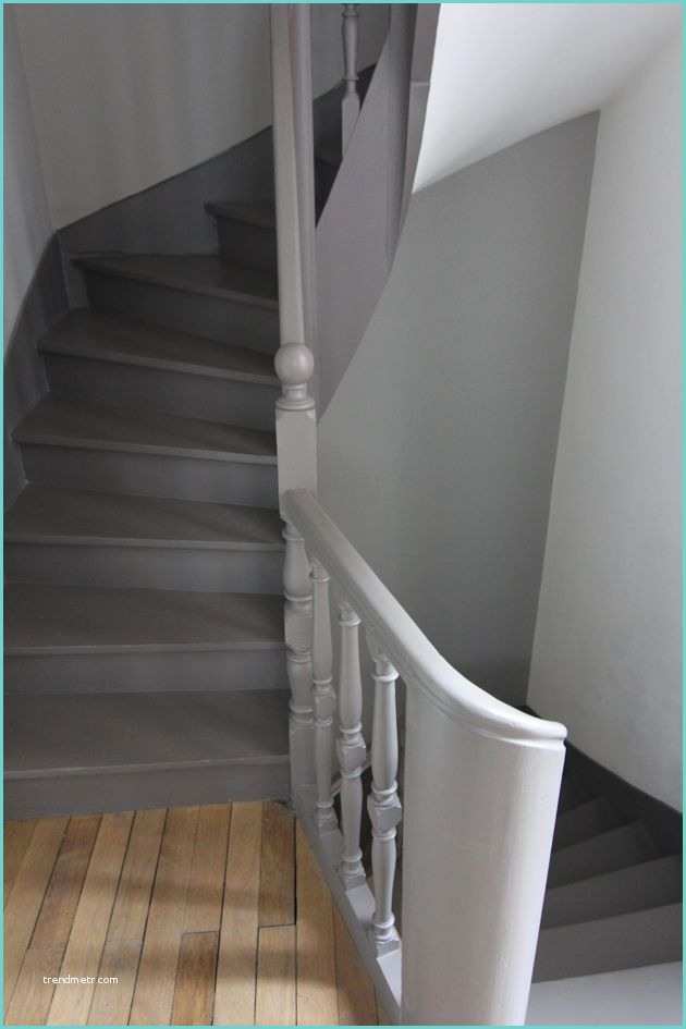 Escaliers Peints En Gris Escalier Peint Architecture