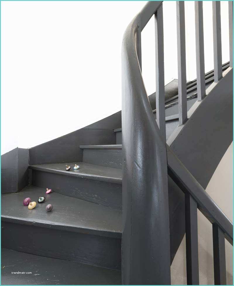 Escaliers Peints En Gris Peindre Un Escalier Marie Claire