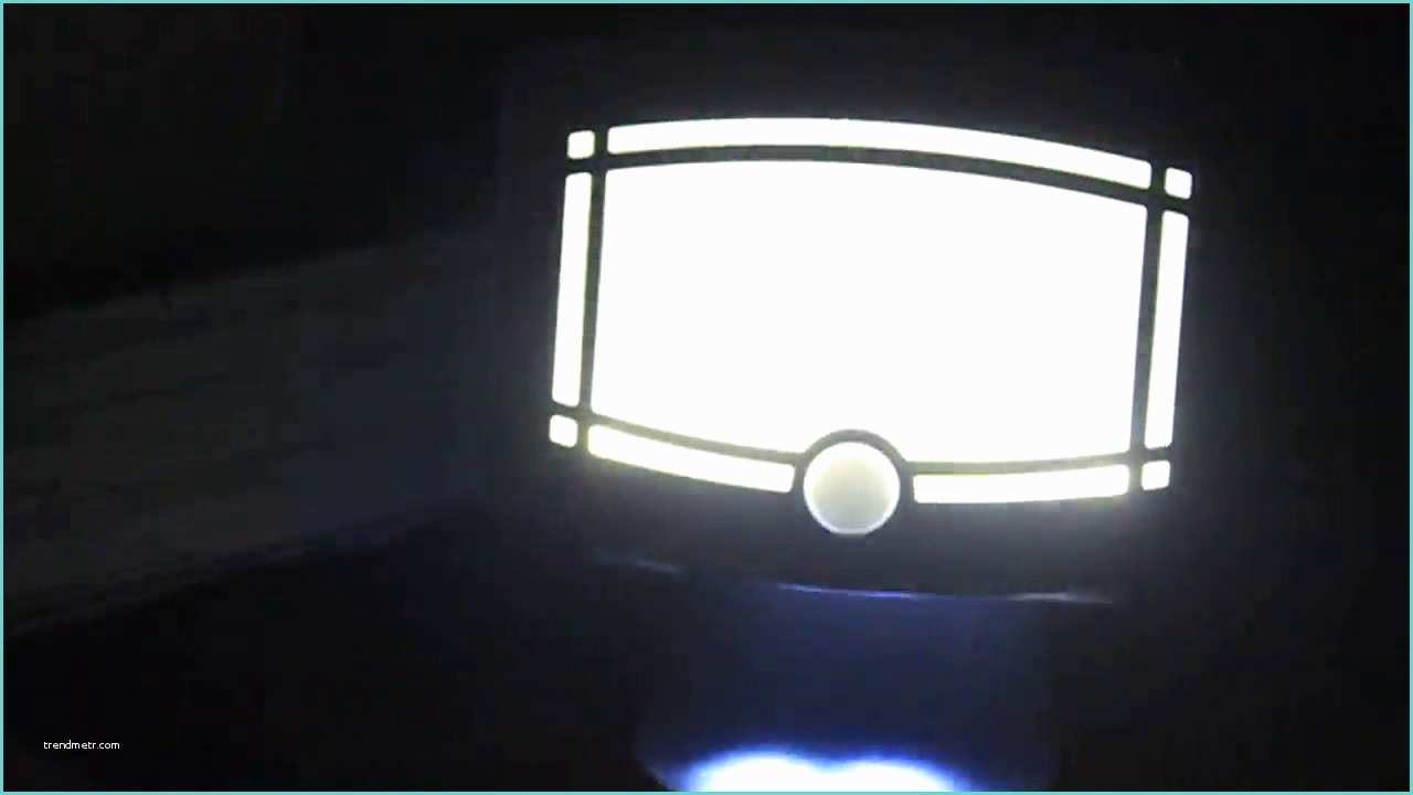 Faro Con Sensore Di Movimento A Batteria Lemonbest Lampada Led Luce Con Sensore Crepuscolare E Di