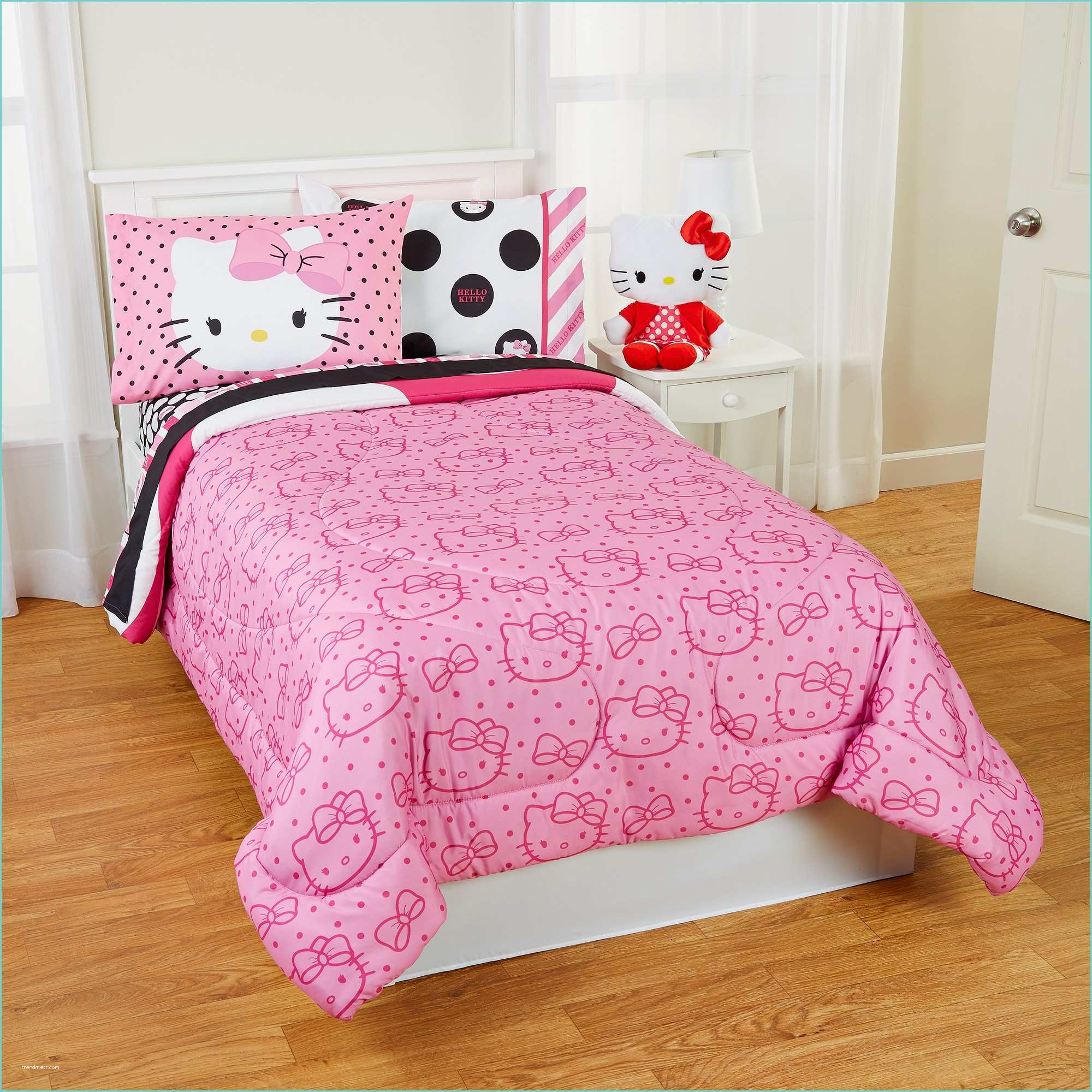 Hello Kitty Comforter Set Hello Kitty Bed Set Plus Hello Kitty Ballerina Crib