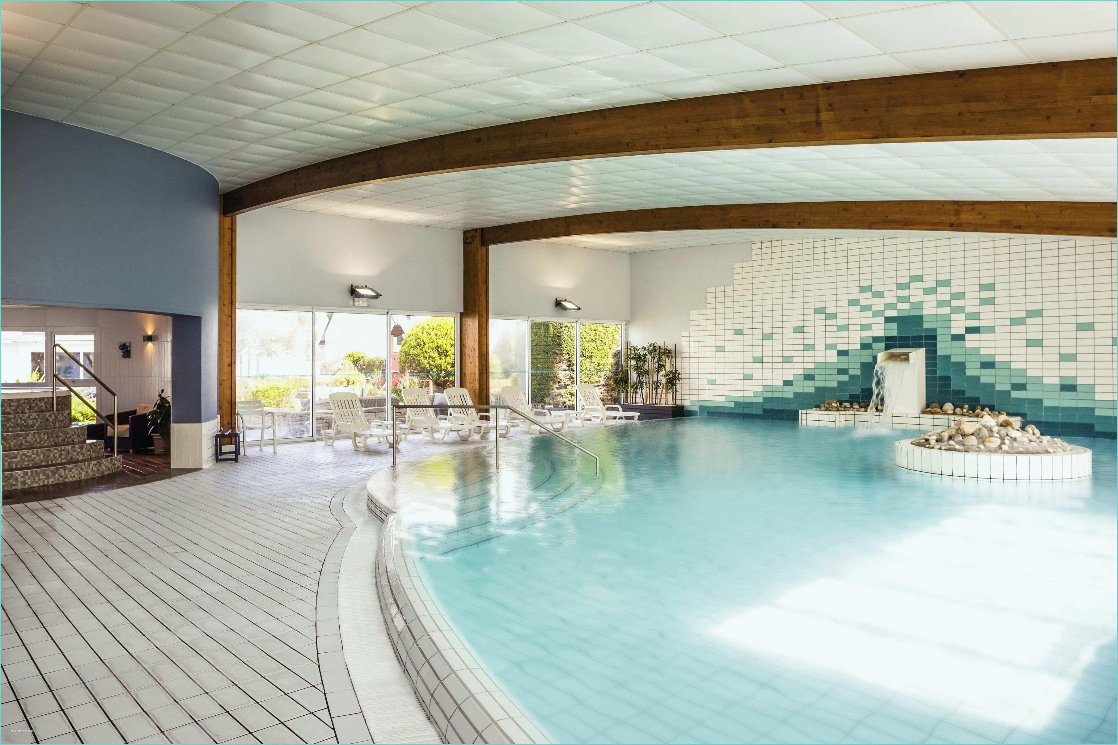 Meilleures offres de l'hôtel Foret Noire avec piscine pas cher