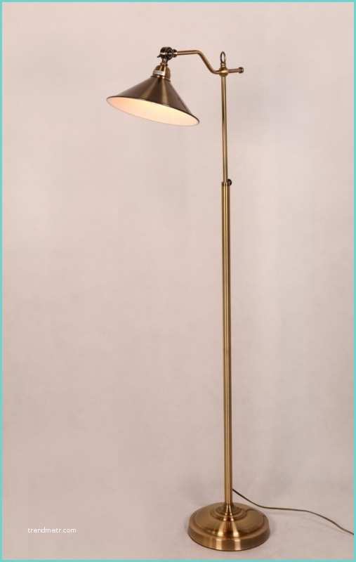 Lampada Da Terra Stile Industriale Piantana Lampada Da Terra Easy Design In Stile Classico In