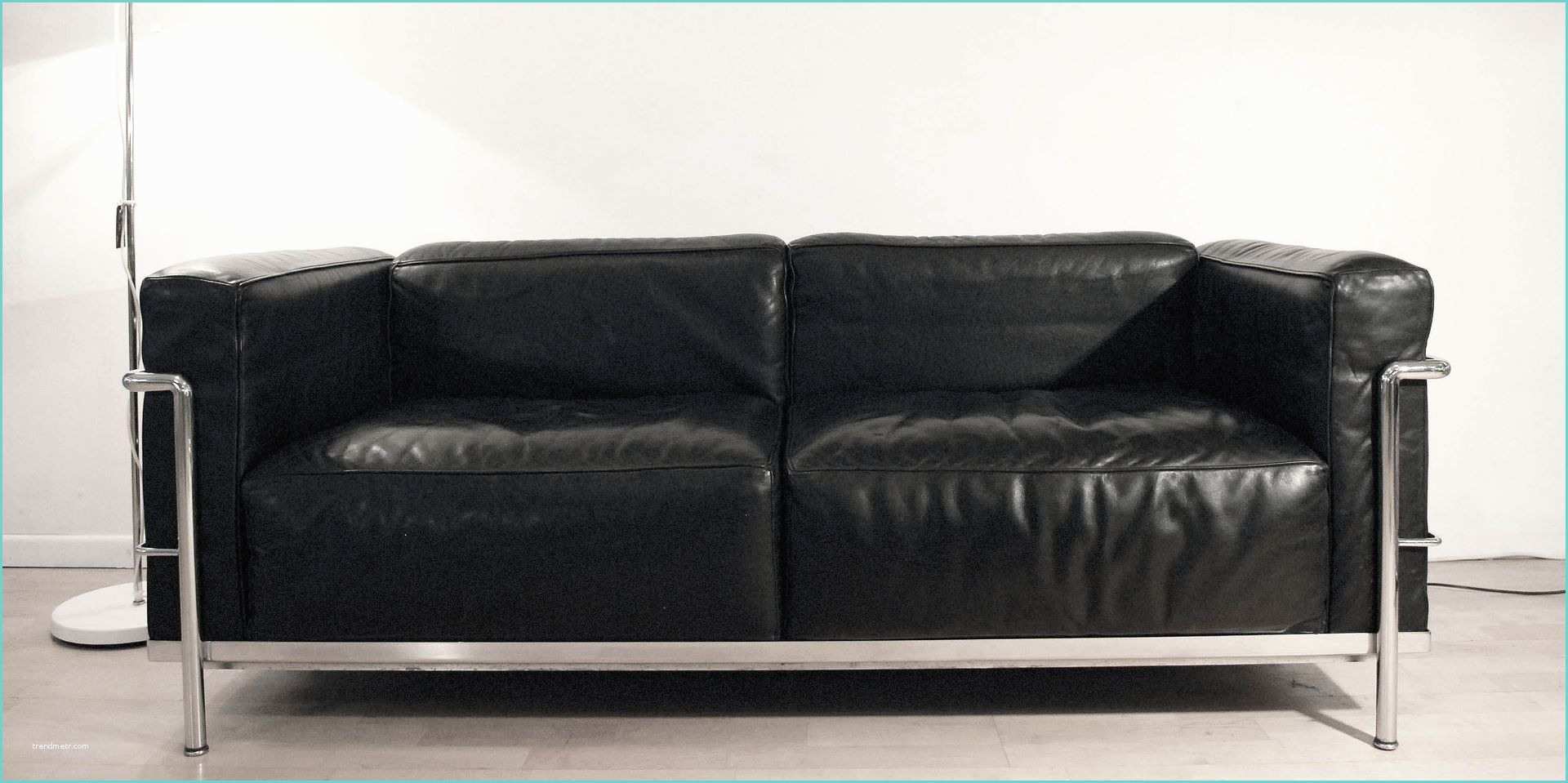 Le Corbusier Grand Confort Lc3 Lc3 Grand Confort sofa by Le Corbusier for Cassina for