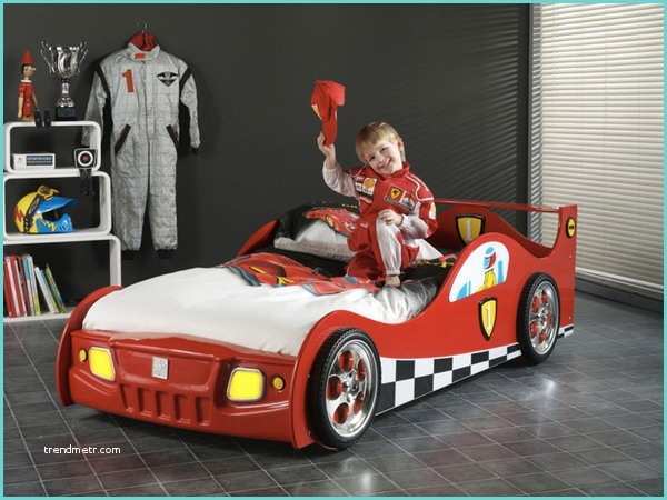 Lit Enfant Ferrari 15 Racing Car Beds for Children Room