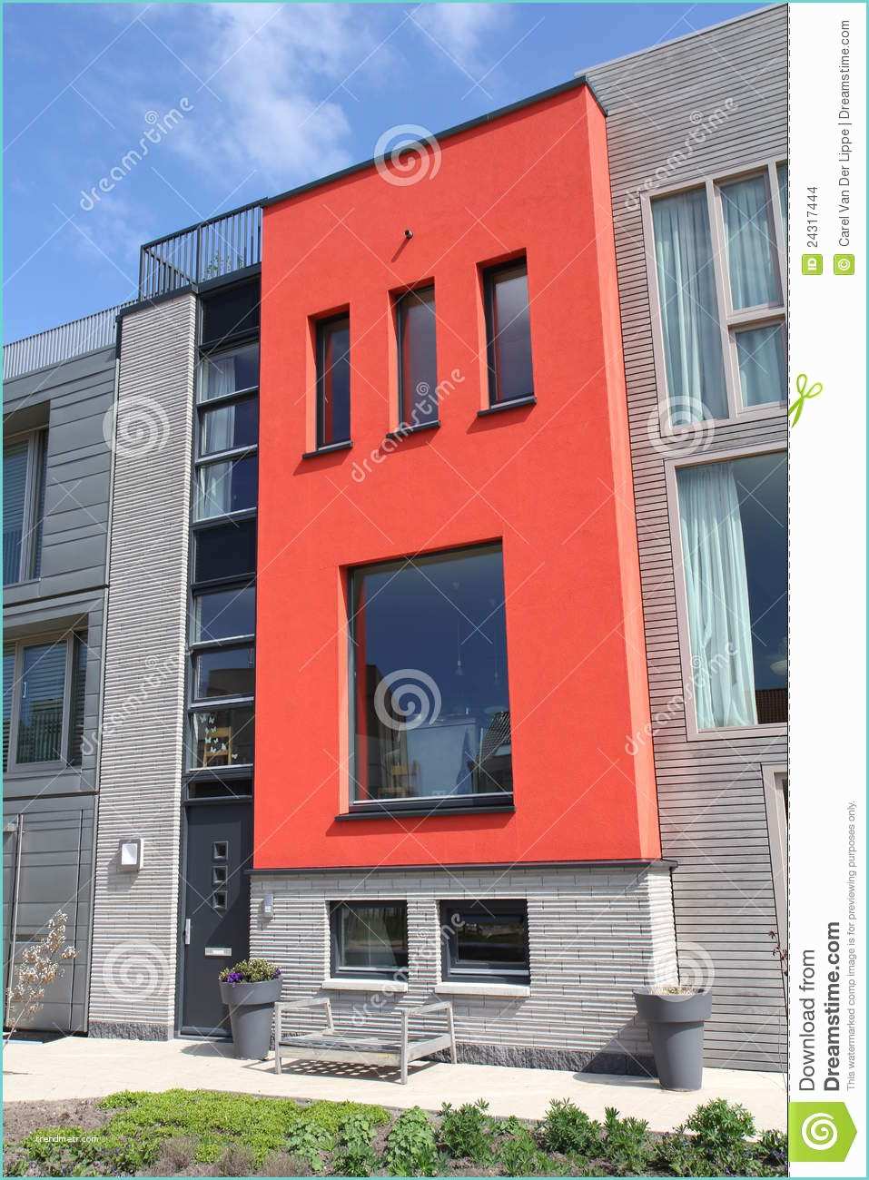Maison Stock Images Maison Hollandaise Moderne Avec La Façade Rouge à Leyde
