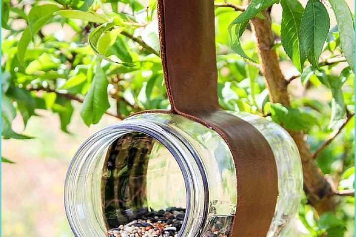 Mangiatoia Per Uccelli Fai Da Te Legno Fai Da Te In Giardino Tante Idee Per L’arredo Del Tuo