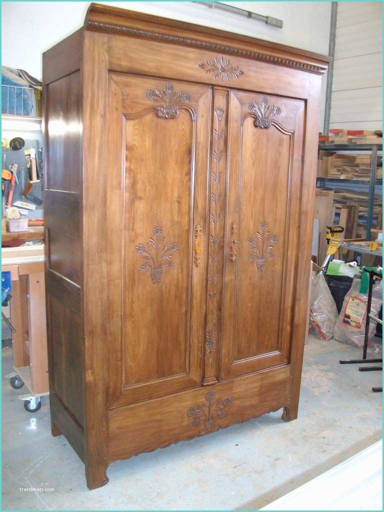 Peindre Une Armoire Ancienne Armoire Ancienne Armoires with Armoire Ancienne Renover