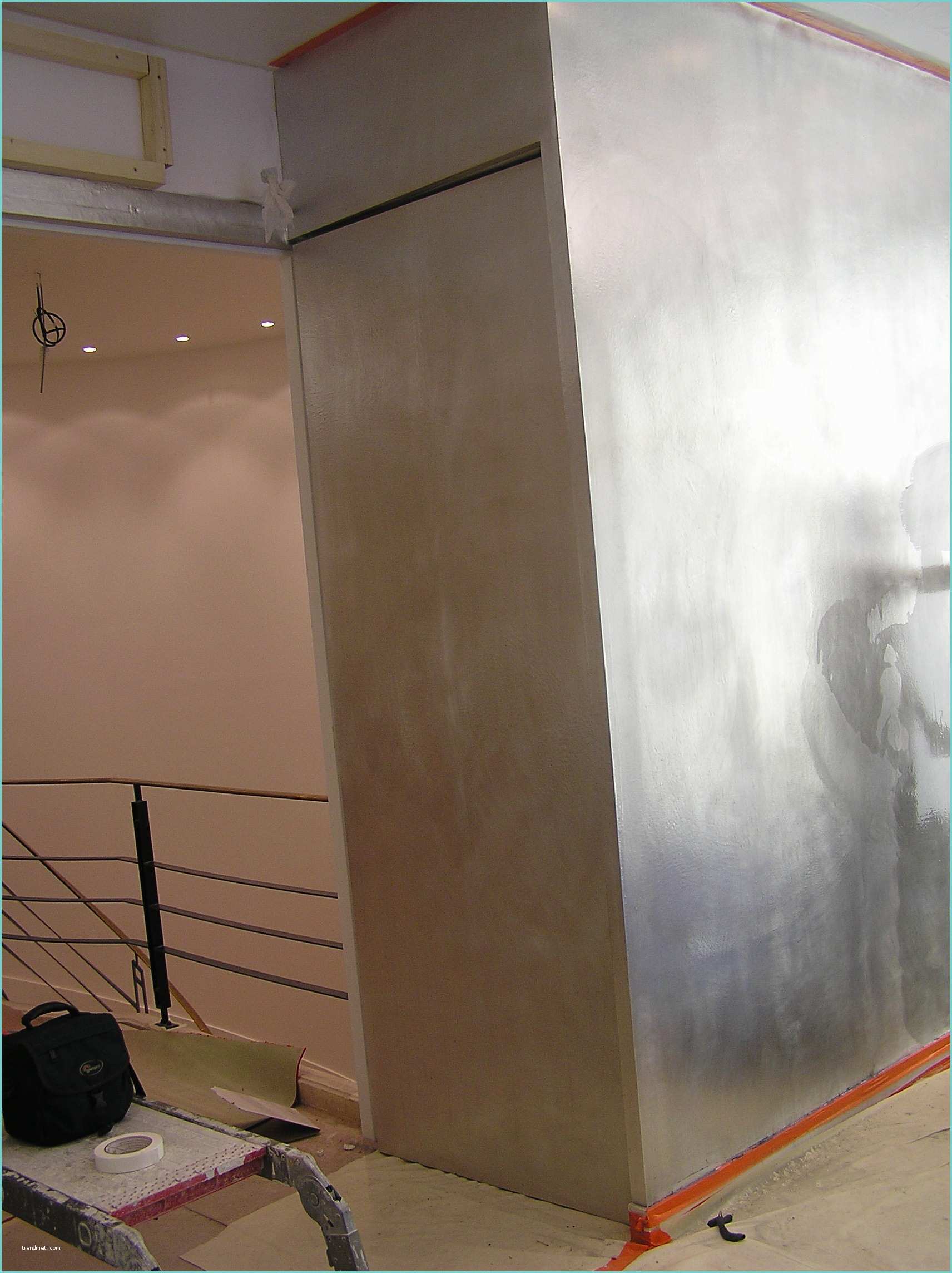 Peinture Murale Effet Metal Décorateur D Intérieur Oxydation D Un Mur En Métal