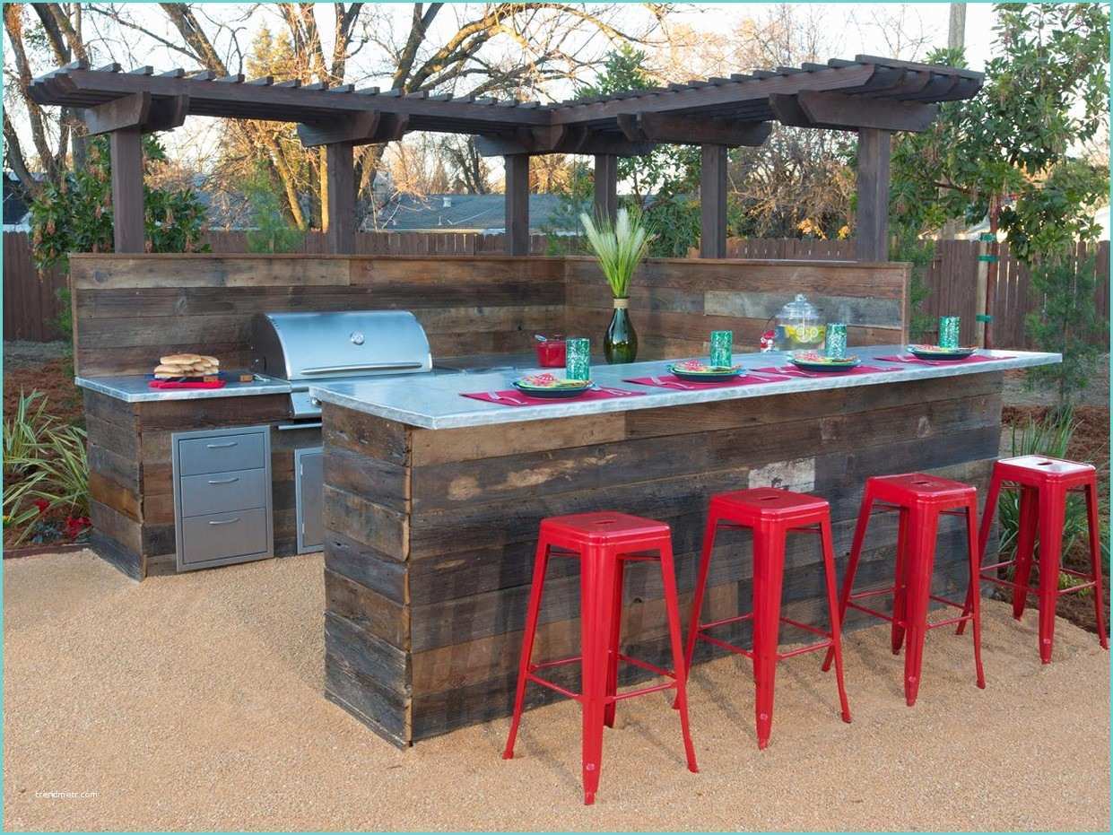 Pictures Of A Bar Simple Diy Outdoor Bar Tips to Build for Your House Exterior