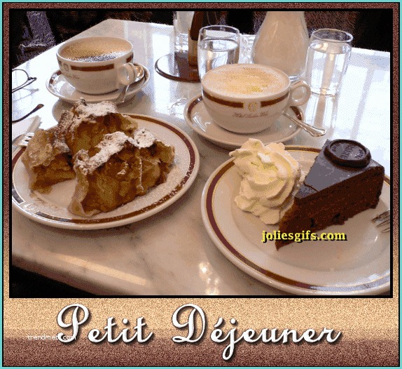 Plateau Petit Djeuner Au Lit Gifi Petit Déjeuner Gourmandise Café Gifs Scintillants