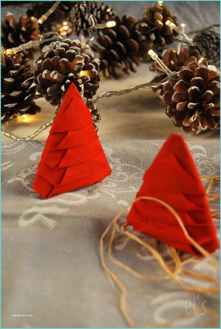 Pliage De Serviette Noel 17 Best Ideas About Christmas Napkin Folding On Pinterest