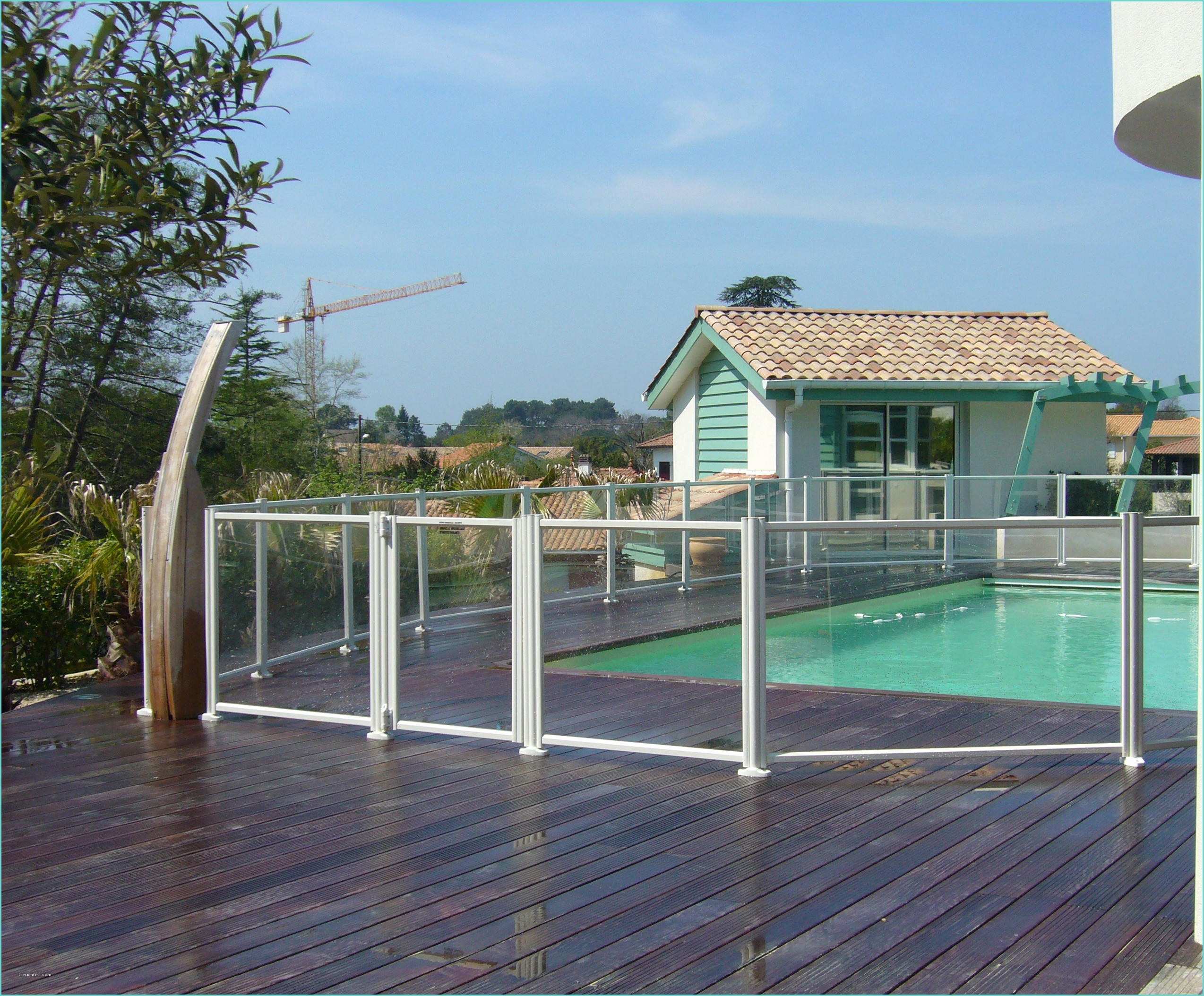 Pool House Pas Cher Votre Clôture De Piscine Transparente Et Moderne Barrière
