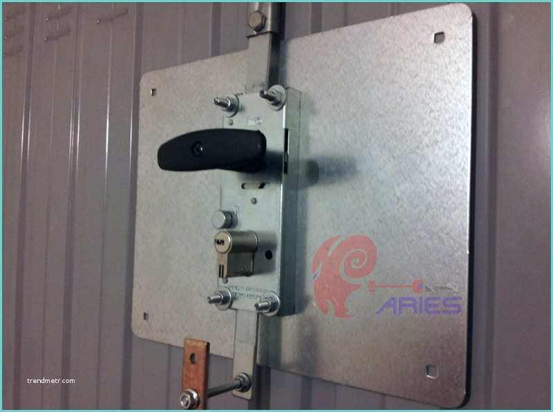 Porta Basculante Garage Elettrica Prezzi Serrature Corazzate Per Basculanti Sicurezza In Garage