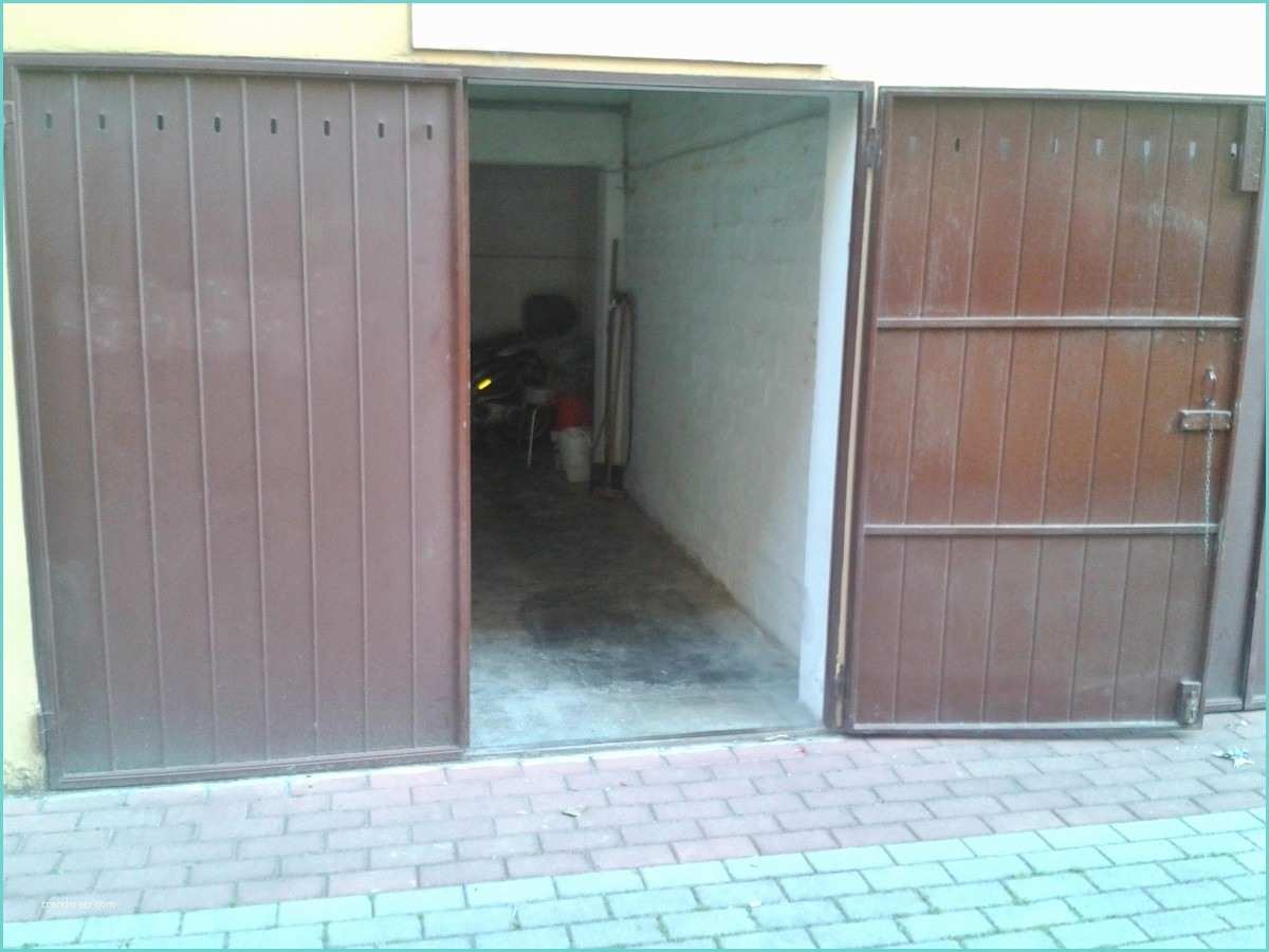 Porte Per Garage In Pvc Preventivo Porte Infissi E Serramenti Online Preventivando