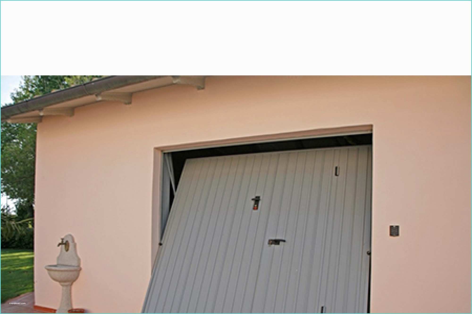 Portoni Sezionali Per Garage Iron Porta Basculante Linea Acciaio