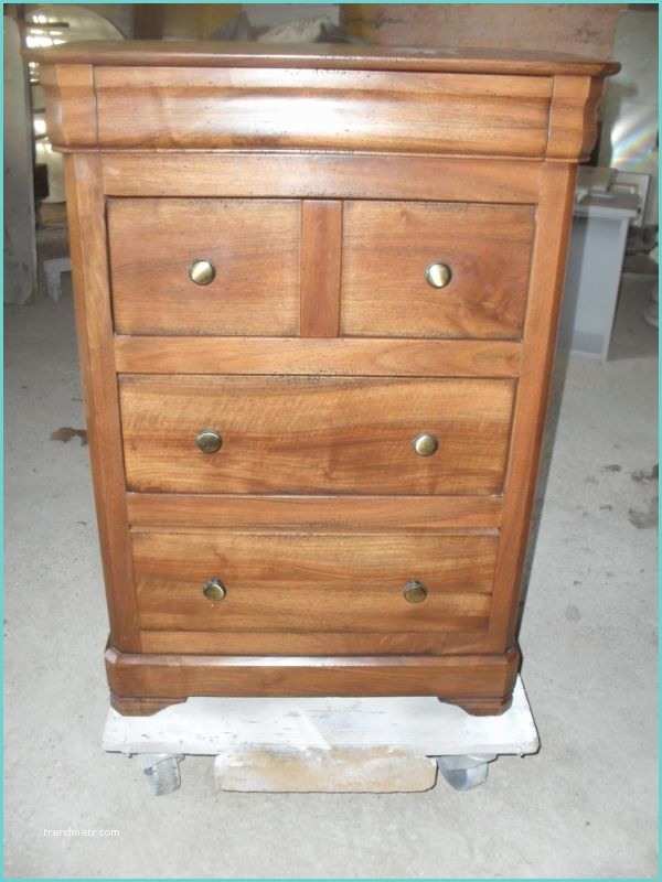 Repeindre Une Commode Ancienne Latest Mode Ancienne En Noyer Relooke istres with