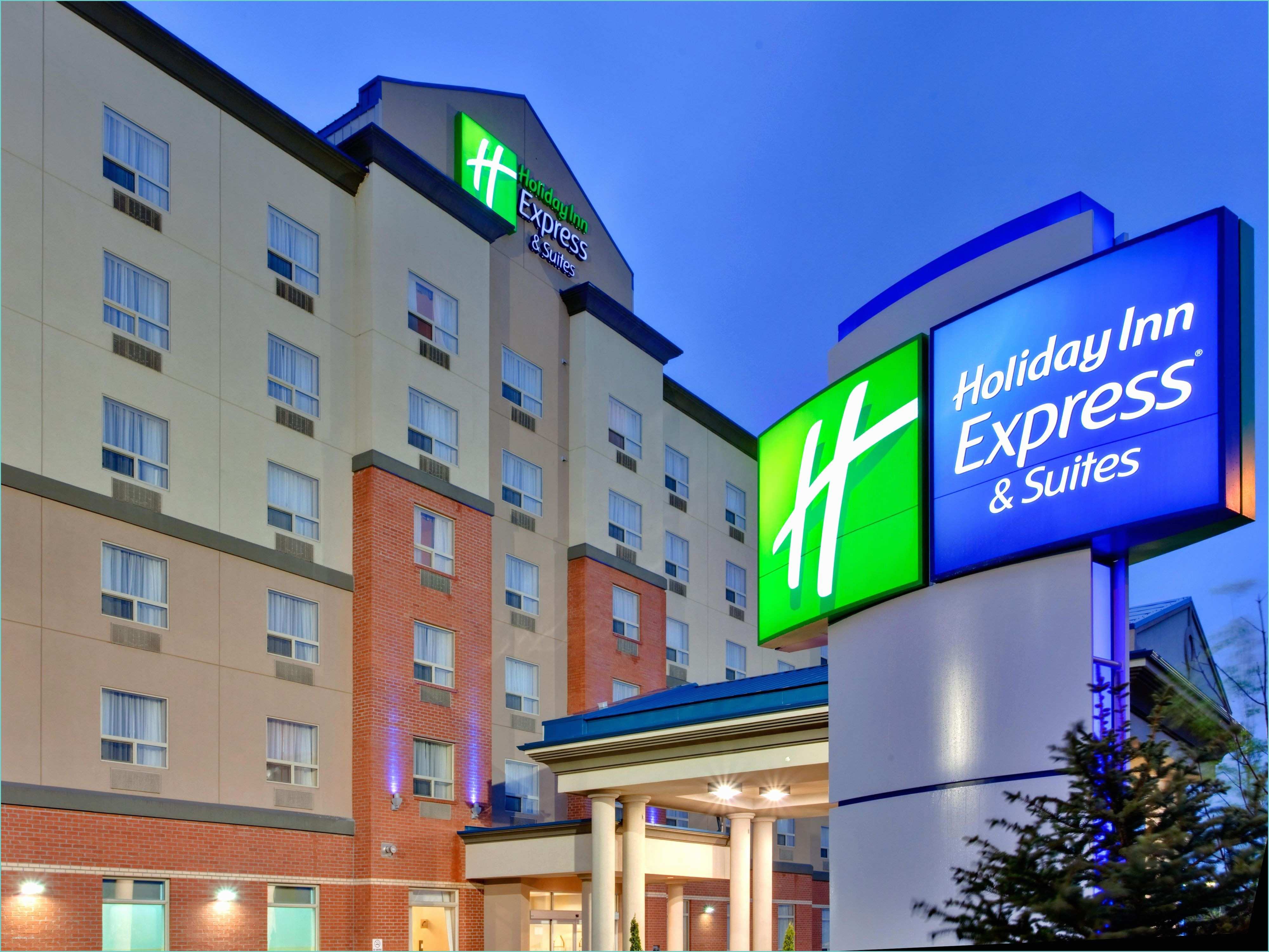 Seven Hotel Suite Lovez Vous Holiday Inn Express & Suites Edmonton south Hotel
