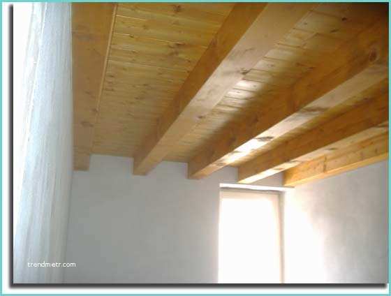 Soffitto Con Travi A Vista Illuminazione Per soffitto Con Travi In Legno Design