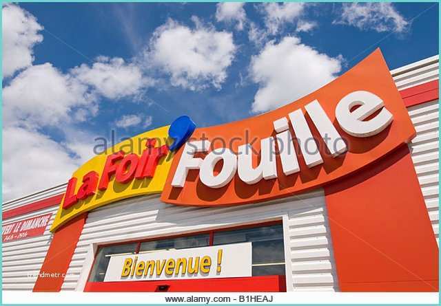 Spa Gonflable Foirfouille Cheap Ula Foir Fouilleu Logo Mercial Store Sign France