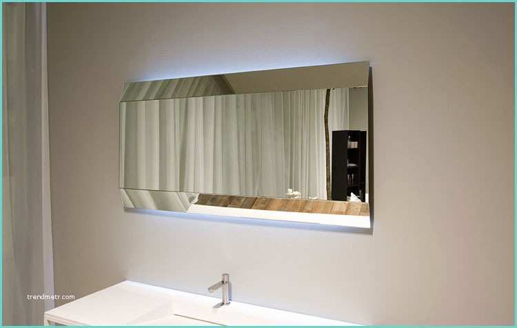 Specchi Per Bagno Design 50 Specchi Per Bagno Moderni Dal Design Particolare