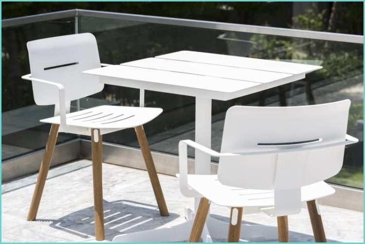 Table Et Chaise De Terrasse Meubles En Bois Pour Le Jardin Et La Terrasse 25 Idées
