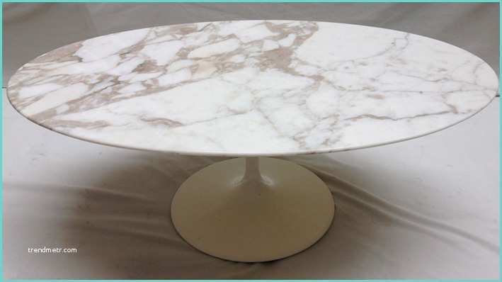 Table Knoll Ovale Marbre Finest Table Basse Ovale En Marbre Par Saarinen Pour Knoll