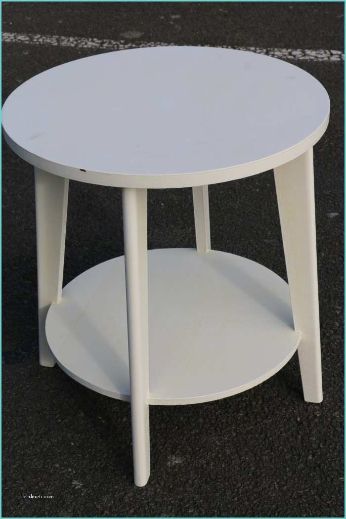 Table Ronde Blanche Table Basse Blanche Ronde Vintage D Occasion