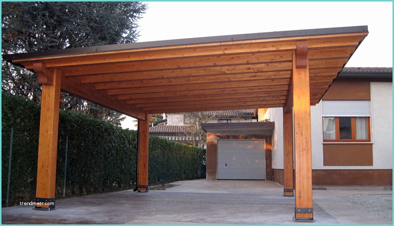 tettoia in legno lamellare soluzione pratica e funzionale